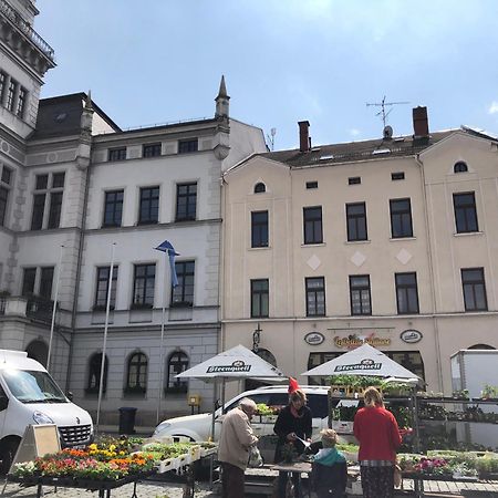 Kleinzimmer Am Markt Oelsnitz  Exterior foto